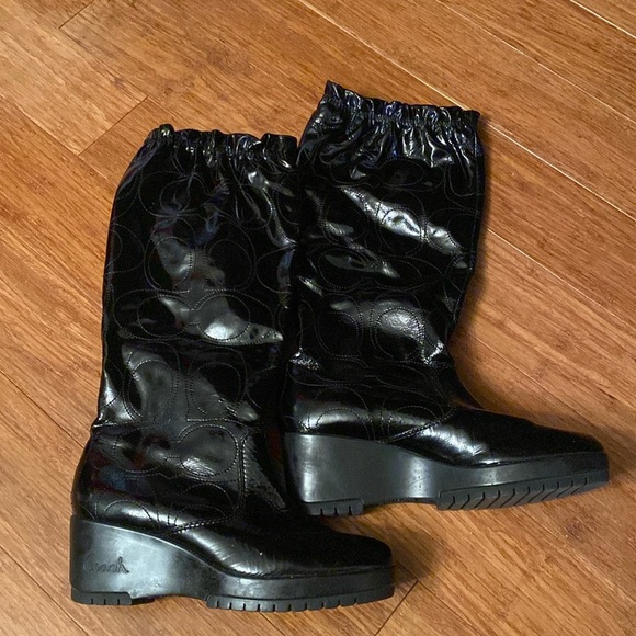 Coach Shoes - Coach CeeJay women’s black boots - size 7- great condition - low wedge